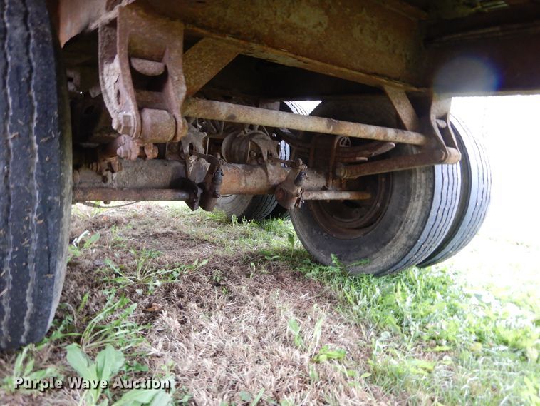 image for item KO9206 2007 Steco SW048108  walking floor trailer