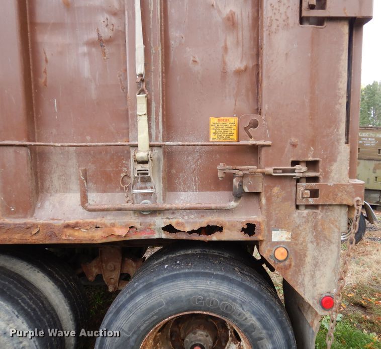 image for item KO9206 2007 Steco SW048108  walking floor trailer