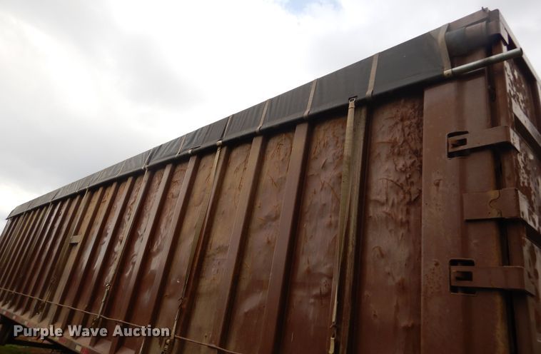 image for item KO9206 2007 Steco SW048108  walking floor trailer