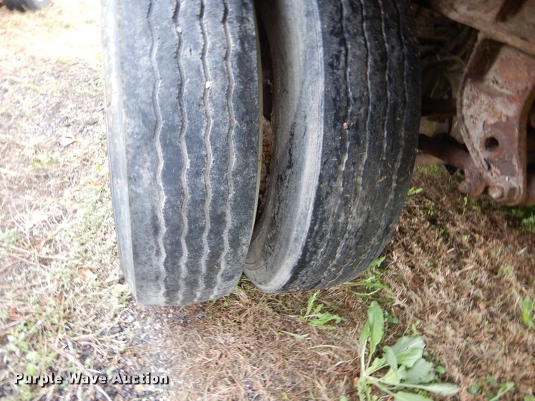 image for item KO9206 2007 Steco SW048108  walking floor trailer