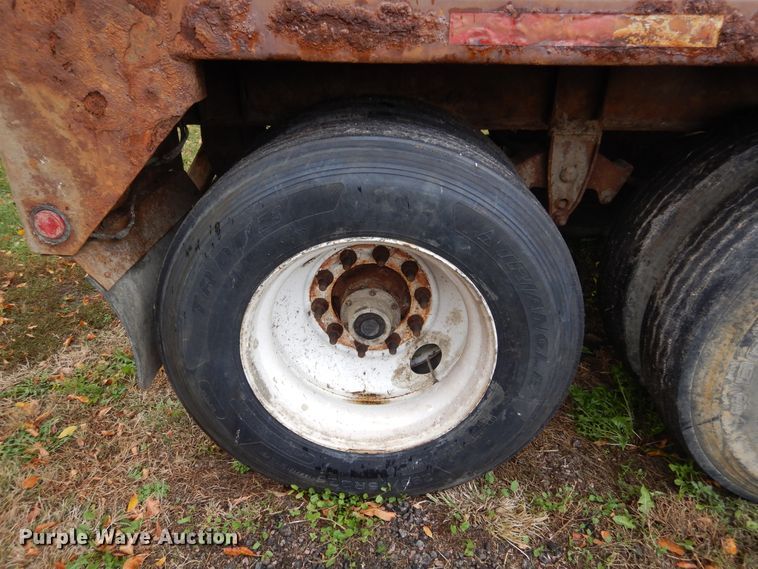 image for item KO9206 2007 Steco SW048108  walking floor trailer