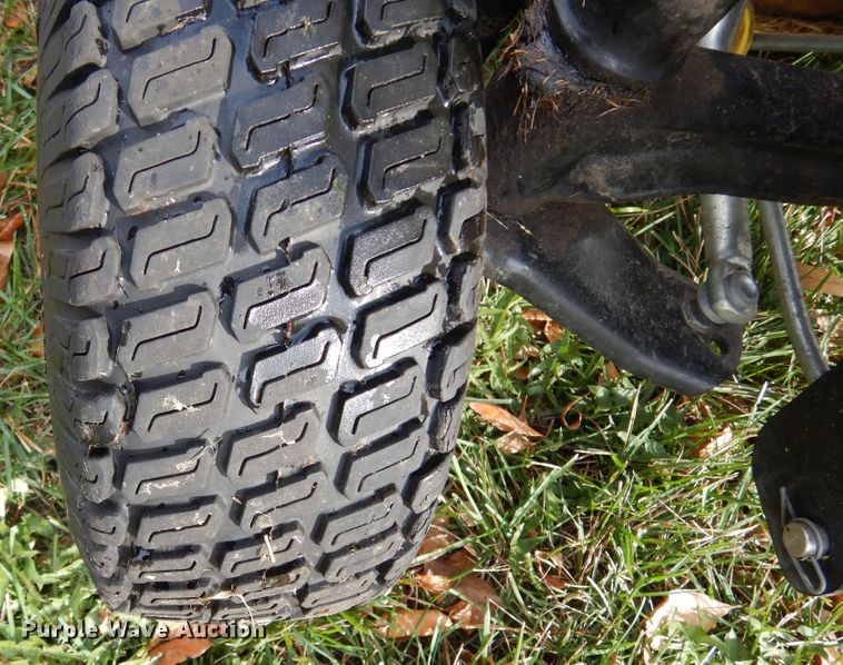 image for item KO9207 John Deere X300  lawn mower