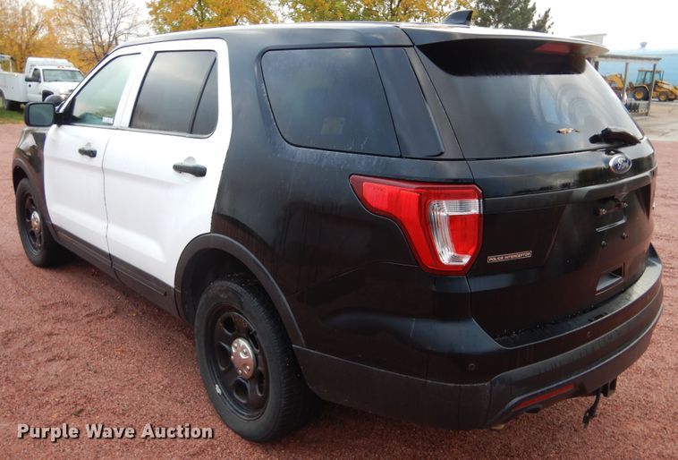 image for item KO9208 2017 Ford Explorer Police  SUV