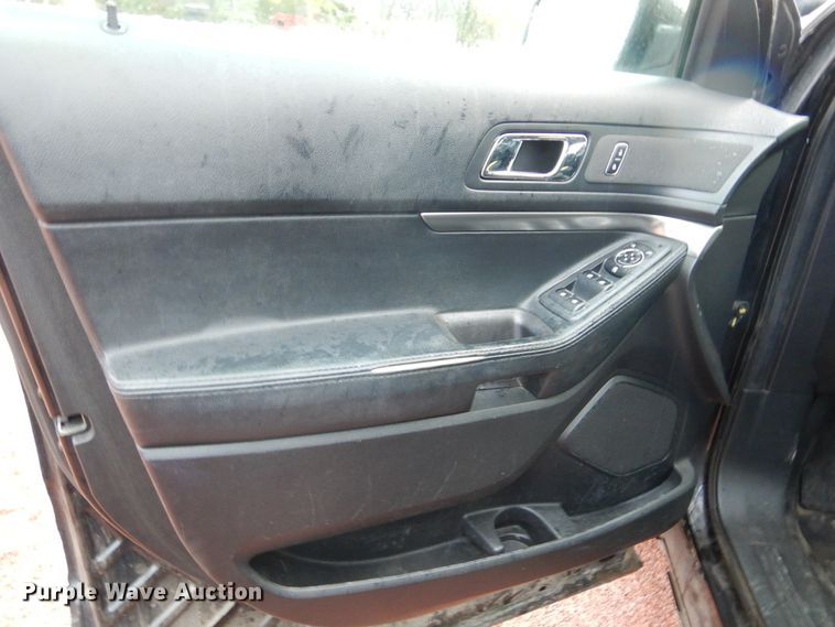 image for item KO9208 2017 Ford Explorer Police  SUV