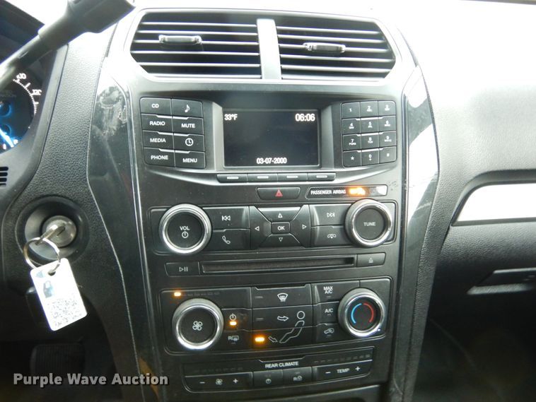 image for item KO9208 2017 Ford Explorer Police  SUV