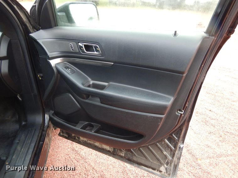 image for item KO9208 2017 Ford Explorer Police  SUV