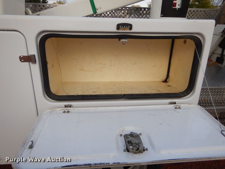 image for item KO9211 2012 Ford F550 Super Duty  bucket truck