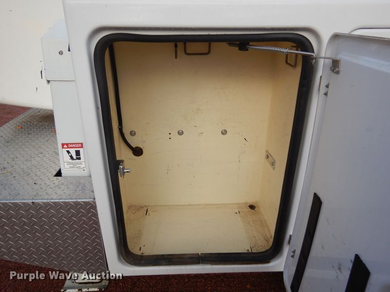 image for item KO9211 2012 Ford F550 Super Duty  bucket truck