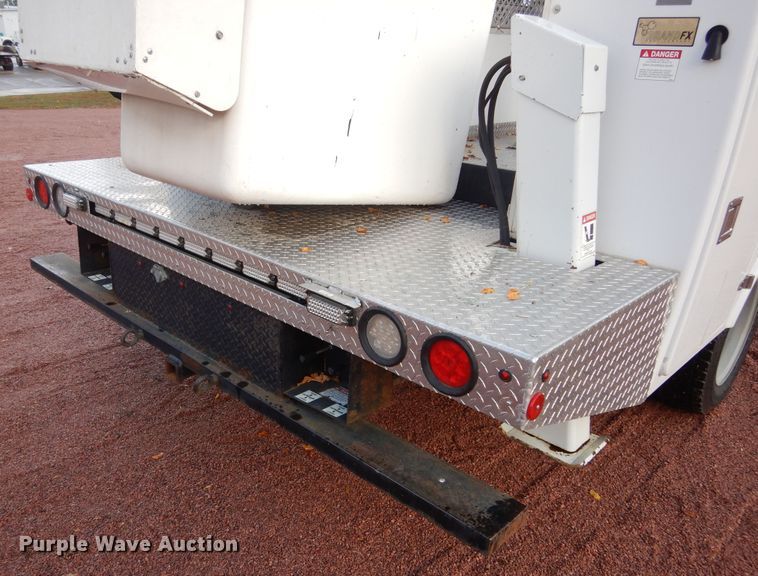 image for item KO9211 2012 Ford F550 Super Duty  bucket truck