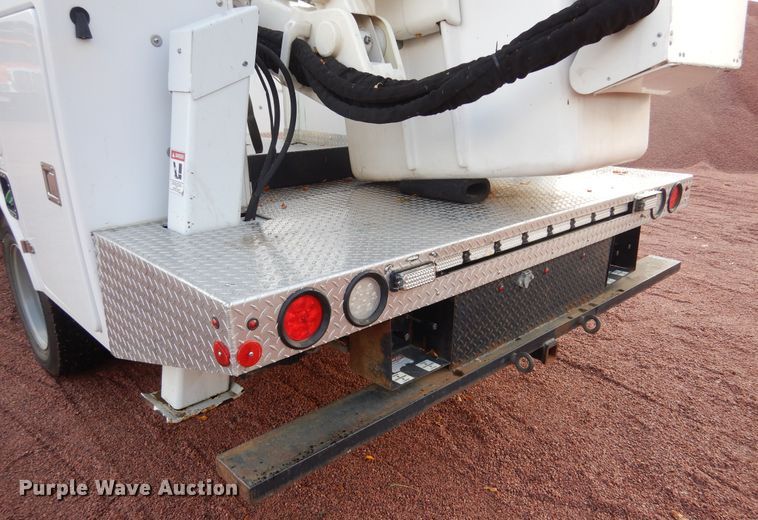 image for item KO9211 2012 Ford F550 Super Duty  bucket truck