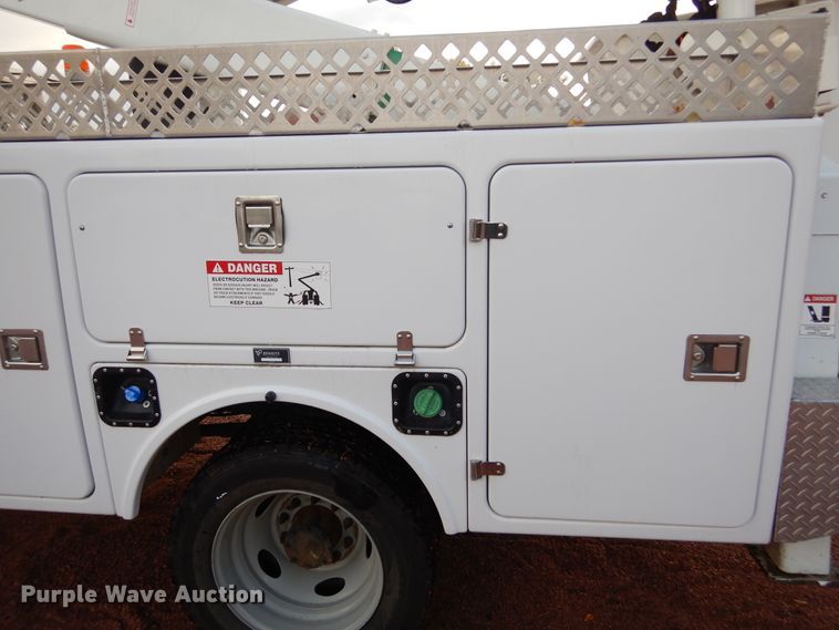 image for item KO9211 2012 Ford F550 Super Duty  bucket truck