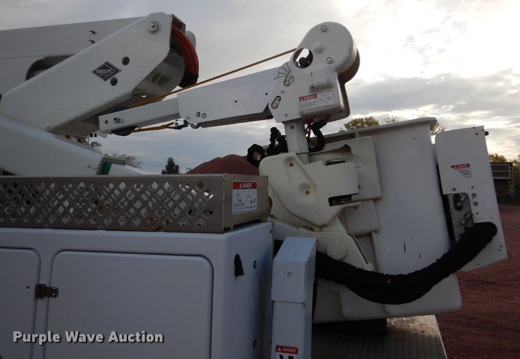 image for item KO9211 2012 Ford F550 Super Duty  bucket truck