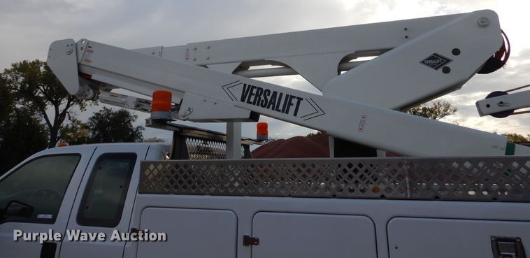 image for item KO9211 2012 Ford F550 Super Duty  bucket truck