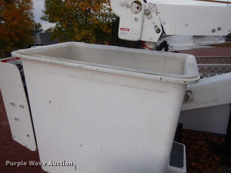 image for item KO9211 2012 Ford F550 Super Duty  bucket truck