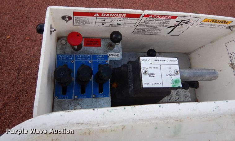 image for item KO9211 2012 Ford F550 Super Duty  bucket truck