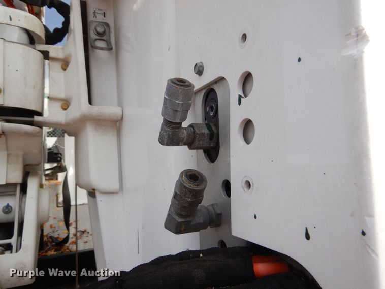 image for item KO9211 2012 Ford F550 Super Duty  bucket truck