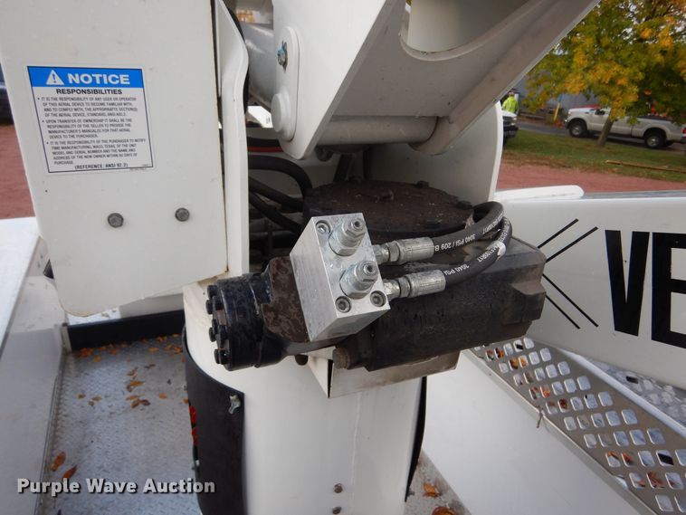 image for item KO9211 2012 Ford F550 Super Duty  bucket truck