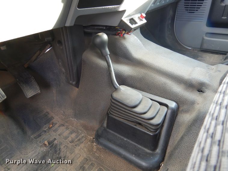 image for item KO9211 2012 Ford F550 Super Duty  bucket truck