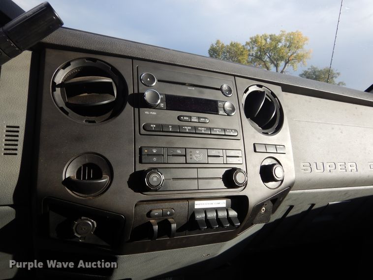 image for item KO9211 2012 Ford F550 Super Duty  bucket truck