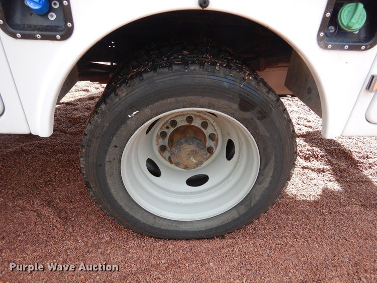 image for item KO9211 2012 Ford F550 Super Duty  bucket truck