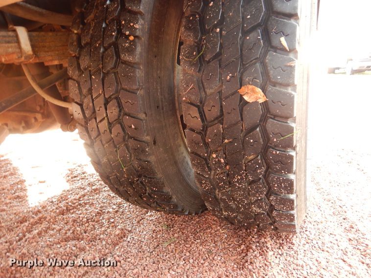 image for item KO9211 2012 Ford F550 Super Duty  bucket truck