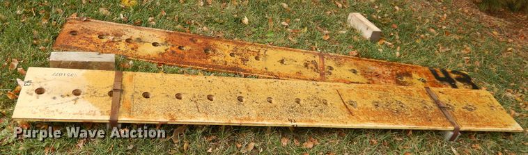 image for item KO9212 2004 New Holland W130TC  wheel loader