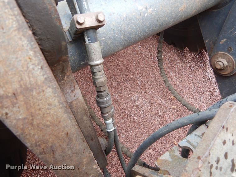 image for item KO9212 2004 New Holland W130TC  wheel loader