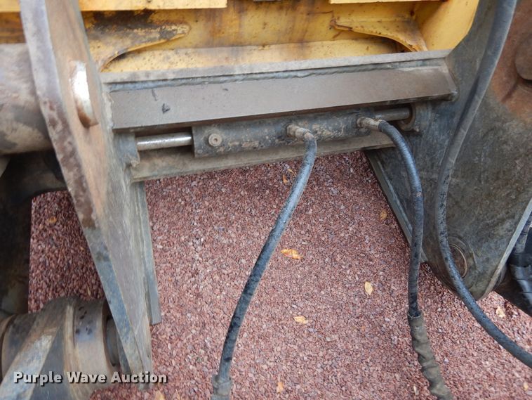 image for item KO9212 2004 New Holland W130TC  wheel loader