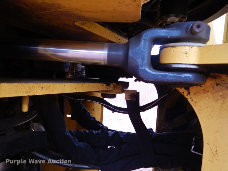 image for item KO9212 2004 New Holland W130TC  wheel loader