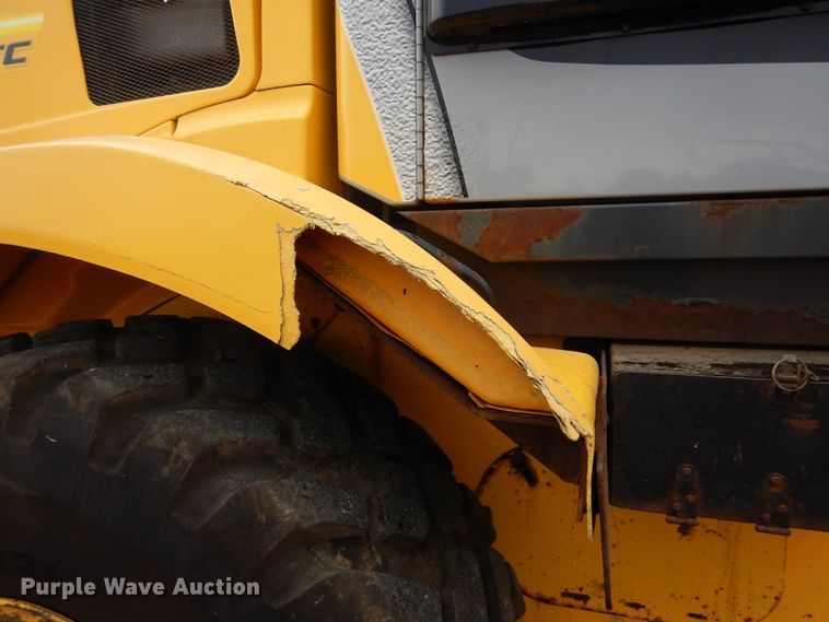 image for item KO9212 2004 New Holland W130TC  wheel loader