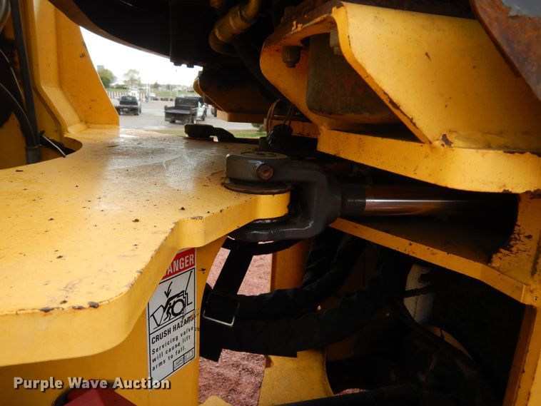 image for item KO9212 2004 New Holland W130TC  wheel loader