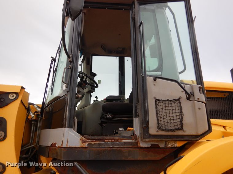 image for item KO9212 2004 New Holland W130TC  wheel loader