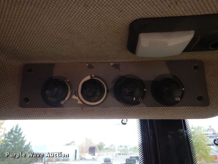 image for item KO9212 2004 New Holland W130TC  wheel loader