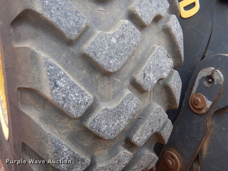 image for item KO9212 2004 New Holland W130TC  wheel loader