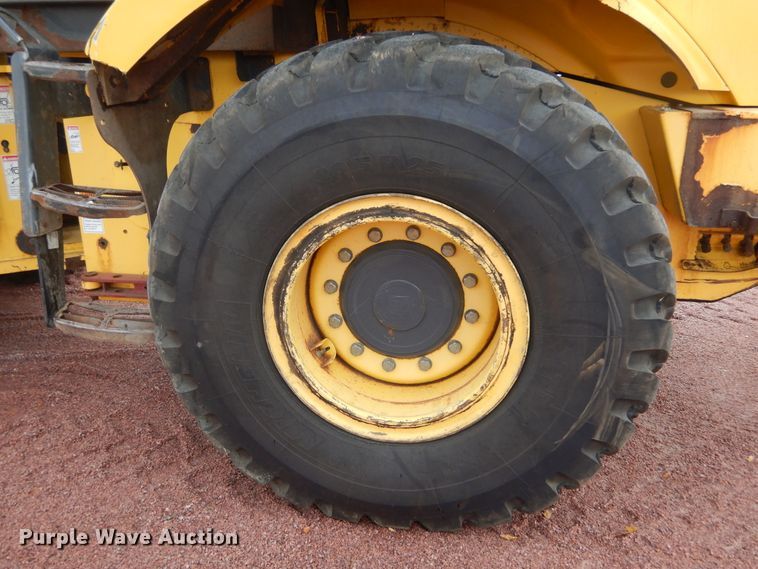 image for item KO9212 2004 New Holland W130TC  wheel loader