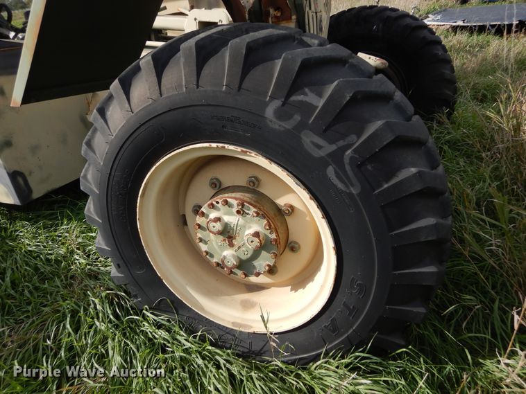 image for item KO9225 1991 SkyTrak 6000M  telehandler