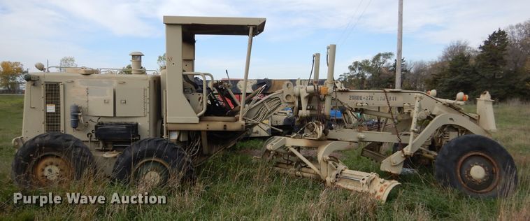 image for item KO9226 1982 Caterpillar 130G  motor grader