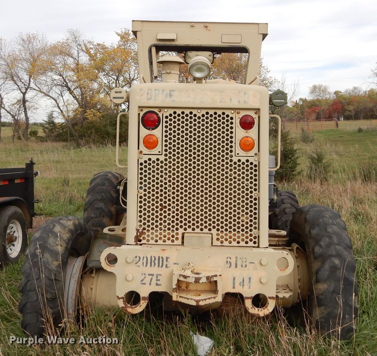 image for item KO9226 1982 Caterpillar 130G  motor grader