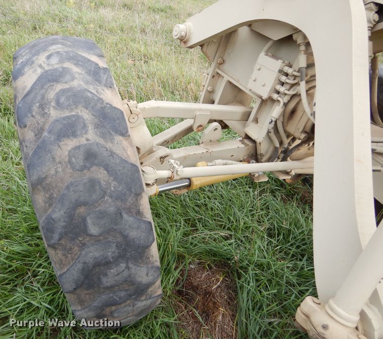 image for item KO9226 1982 Caterpillar 130G  motor grader