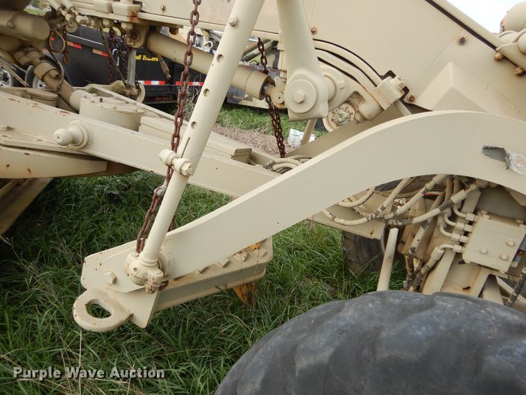 image for item KO9226 1982 Caterpillar 130G  motor grader