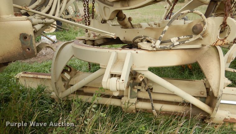 image for item KO9226 1982 Caterpillar 130G  motor grader