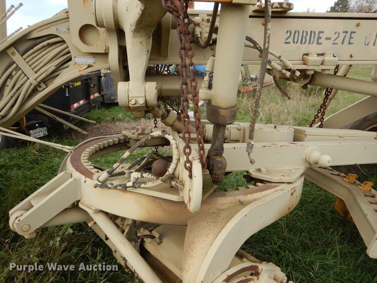 image for item KO9226 1982 Caterpillar 130G  motor grader