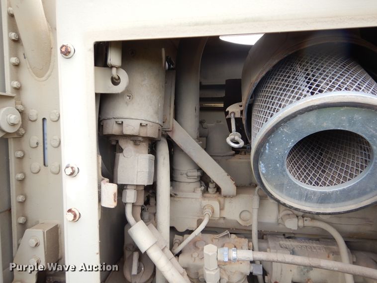 image for item KO9226 1982 Caterpillar 130G  motor grader