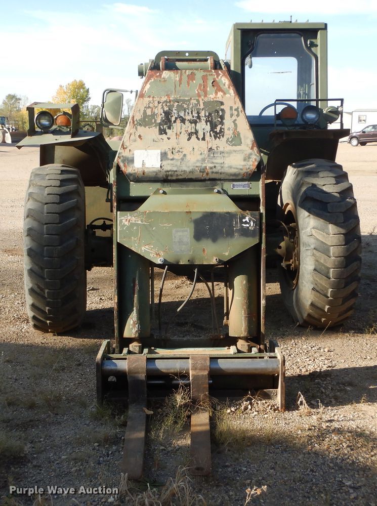 image for item KO9229 1990 SkyTrak 6000M  telehandler