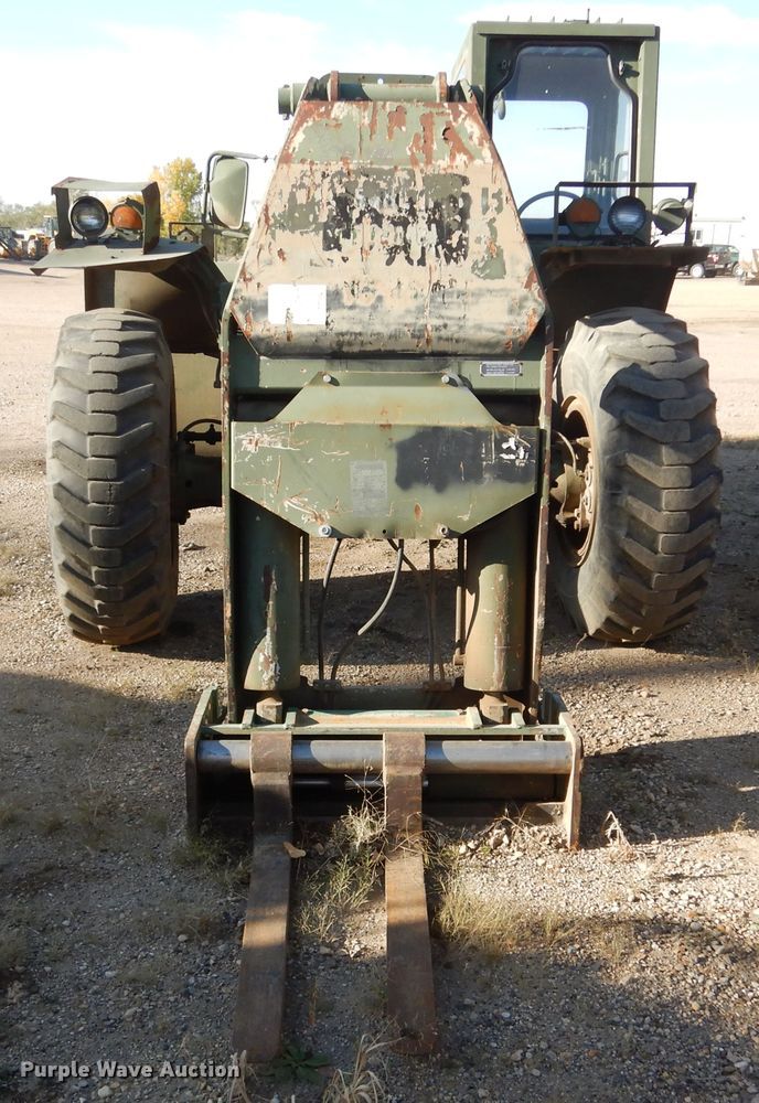 image for item KO9229 1990 SkyTrak 6000M  telehandler