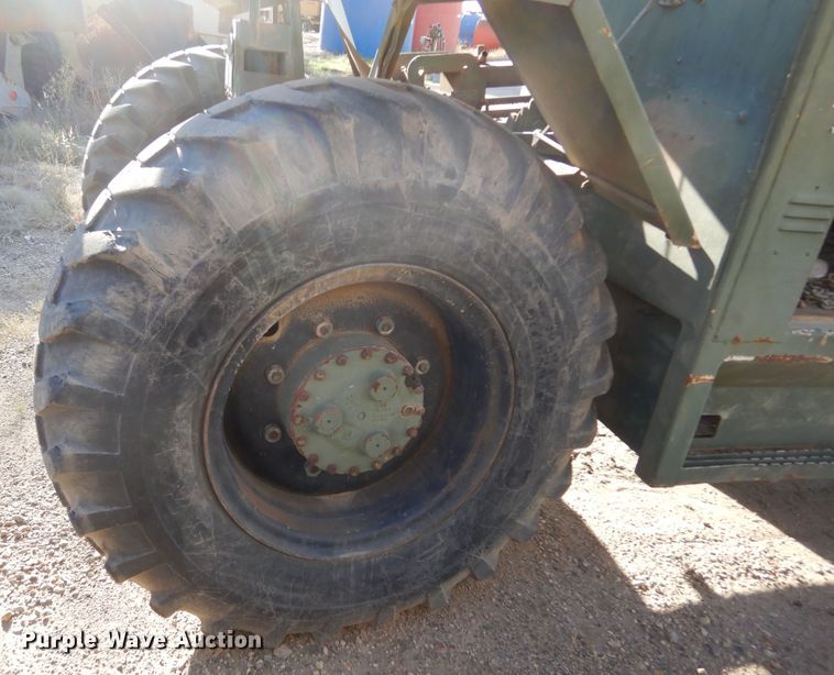 image for item KO9229 1990 SkyTrak 6000M  telehandler