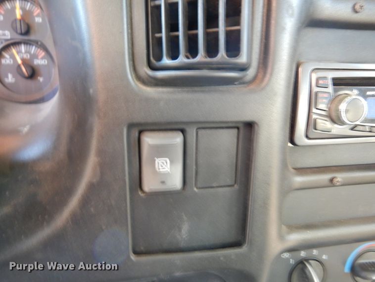 image for item KO9230 2008 Chevrolet C5500  shuttle bus