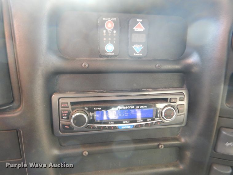 image for item KO9230 2008 Chevrolet C5500  shuttle bus