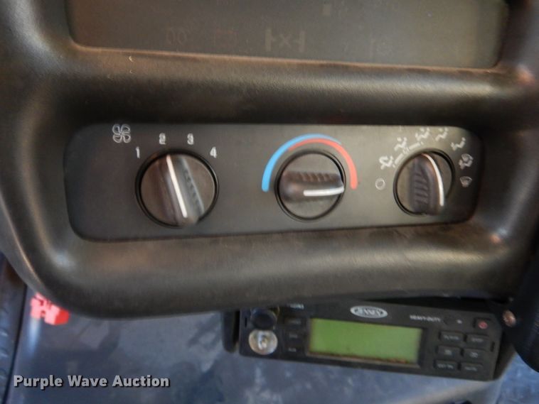 image for item KO9230 2008 Chevrolet C5500  shuttle bus