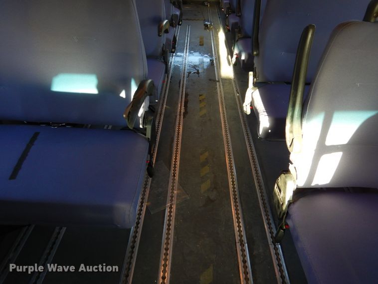 image for item KO9230 2008 Chevrolet C5500  shuttle bus